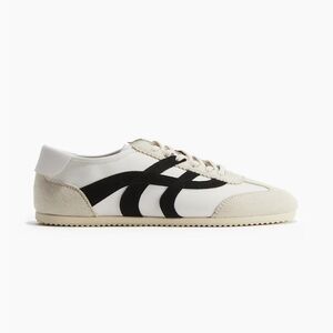 H&M Women's Cream and Black Sneakers